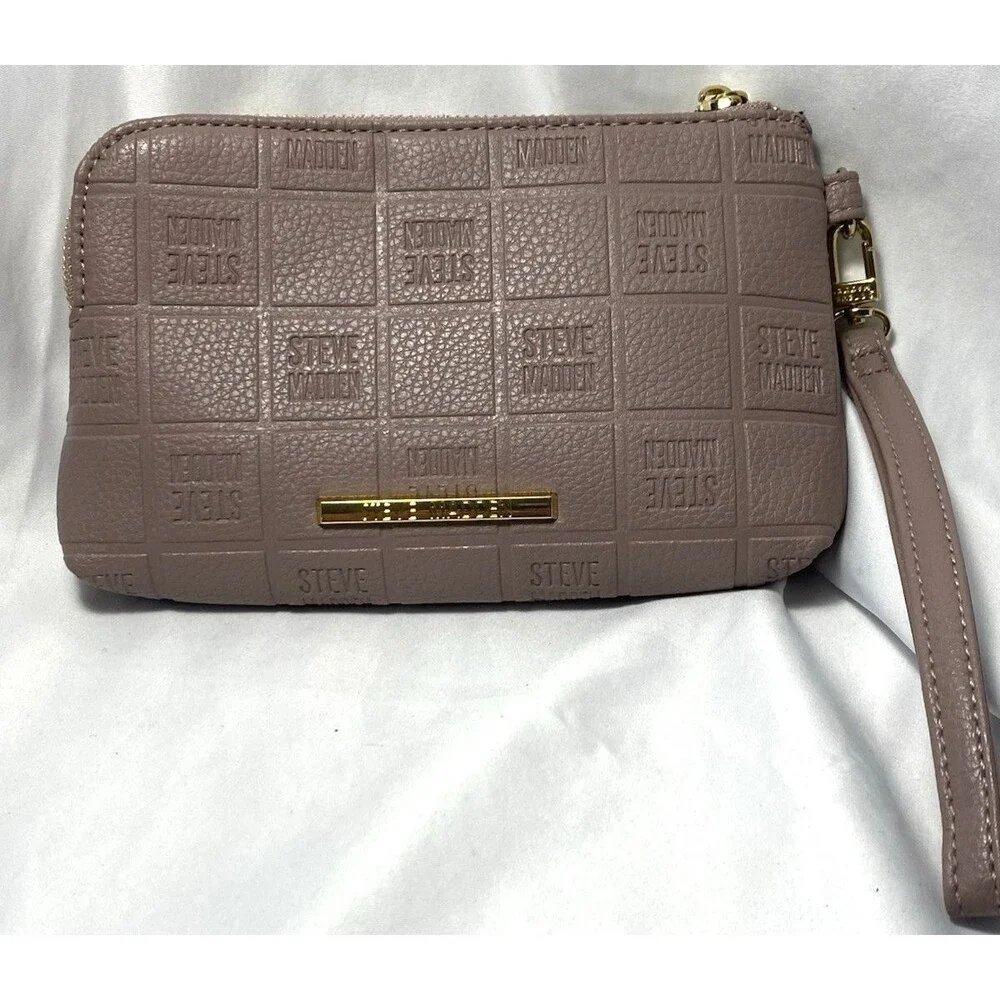 Steve Madden Mauve Logo Wristlet Zippered Wallet Purse Clutch Rectangle